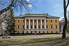 2015 Будинок губернатора Чернігів.jpg