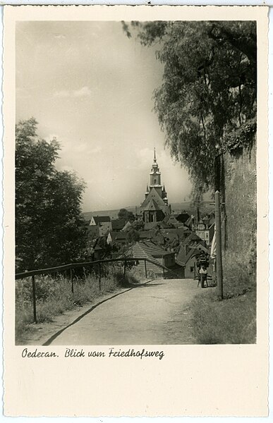 File:26954-Oederan-1937-Blick vom Friedhofsweg auf Oederan-Brück & Sohn Kunstverlag.jpg