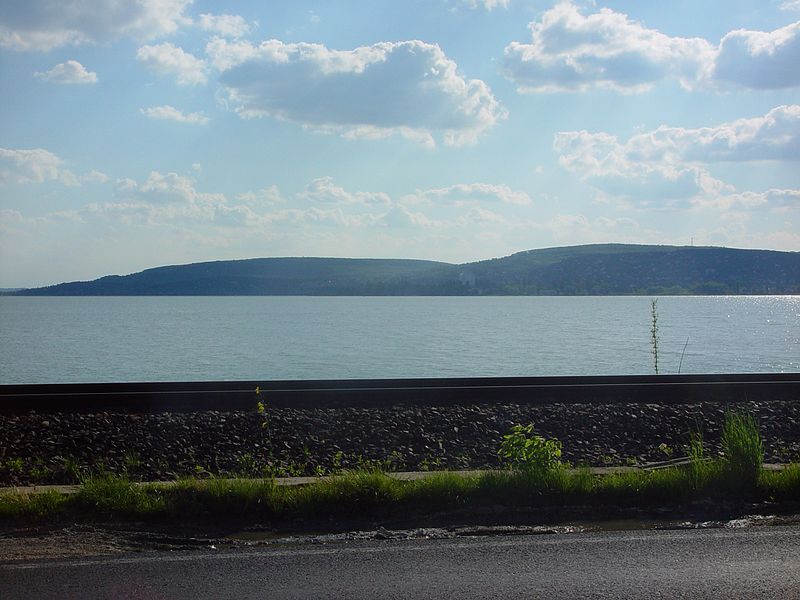 File:A Balaton.jpg