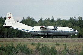 Rosyjskie Siły Powietrzne An-12 (17776249063).jpg