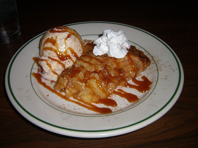 File:Apple Pie a la Mode at Millers Pub (301458988).jpg