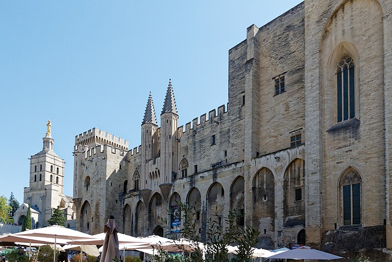 File:Avignon-Palais des Papes-bjs180817-02.jpg