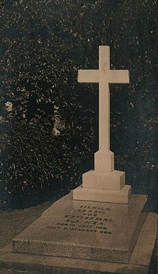 BASA-3K-7-356-10-The grave of Duke Wilhelm Ludwig of Württemberg.jpg