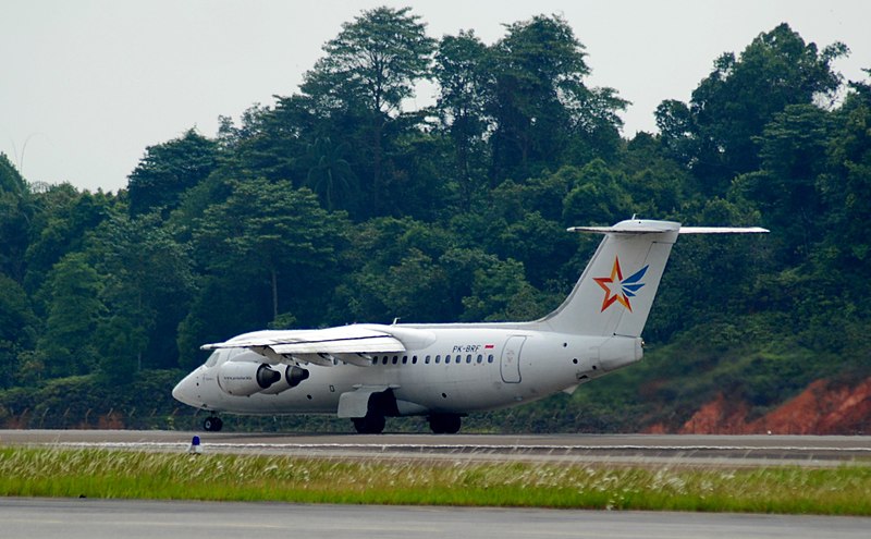 File:BAe 146-200 Aviastar.jpg