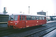 VT 2.09 of Deutsche Reichsbahn Bahnhof Gotha 1991. DR 172 149-7, Piglet taxi departure for Crawinkel (3282306889).jpg