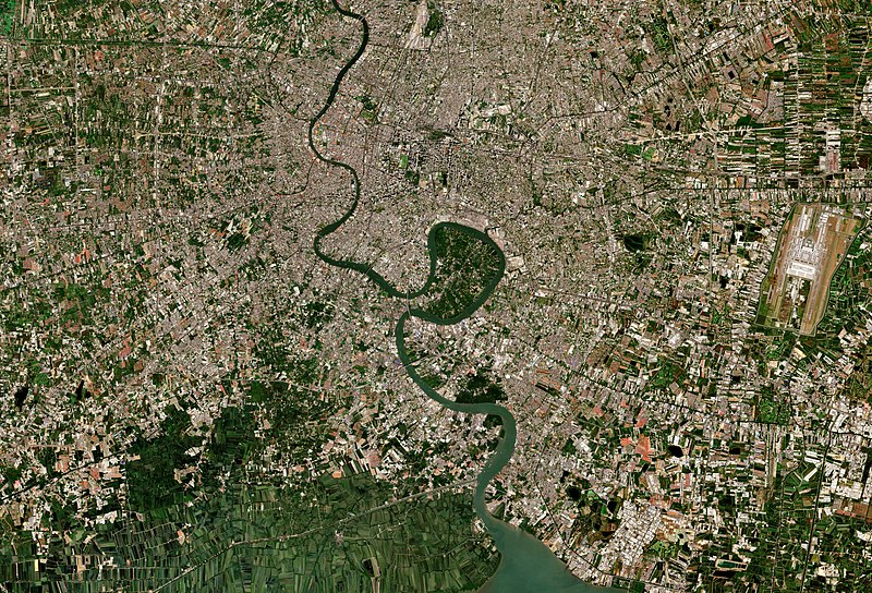 File:Bangkok’s green lung ESA418479.jpg