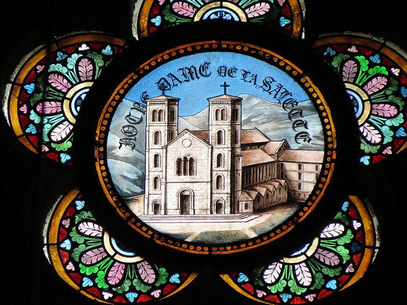 File:Basilique Notre-Dame de Montligeon - vue 33.jpg