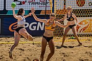 Deutsch: Beachhandball U-17-Europameisterschaften 2019 (Beach handball Euro); Tag 4: 30. Juni – Mädchen, Halbfinale, Niederlande-Deutschland 0:2 (25:30, 18:19) English: 2019 Women's Ech Beach Handball 17; Day 4: 30 June 2019 – Girls Bronze Medal Match – Netherlands Vs. Germany 0:2 (25:30, 18:19)