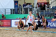 Deutsch: Beachhandball Europameisterschaften 2019 (Beach handball Euro); Tag 1: 2. Juli 2019 – Männer, Vorrunde Gruppe D, Polen-Schweden 2:1 (18:10, 15:9; 8:6) English: Beach handball Euro; Day 1: 2 July 2019 – Men Preliminary Round Group D – Poland-Sweden 2:1 (18:10, 15:9; 8:6)