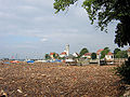 Angeschwemmtes Holz in Wasserburg nach den schweren Unwettern 2005