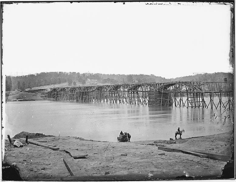 File:Bridge across the Cumberland at Chattanooga - NARA - 524709.jpg