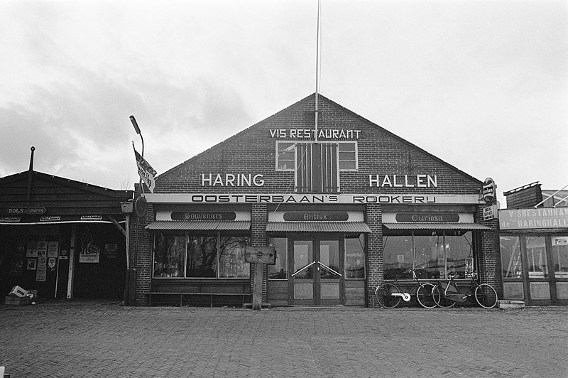 File:Cafe-restaurant Stuttenburgh in Monnickendam, opdracht Hotelrevue, Bestanddeelnr 926-0673.jpg