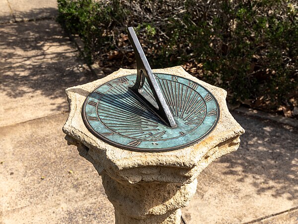 Horizontal sundial in Canberra