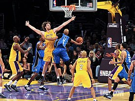 Carter contro Gasol, Lakers contro Magic.jpg