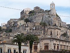 Il Castello dei Conti di Modica; la Torretta dell'Orologio.