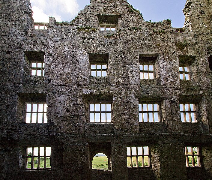 File:Castles of Munster, Leamaneh, Clare (6) - geograph.org.uk - 1952547.jpg