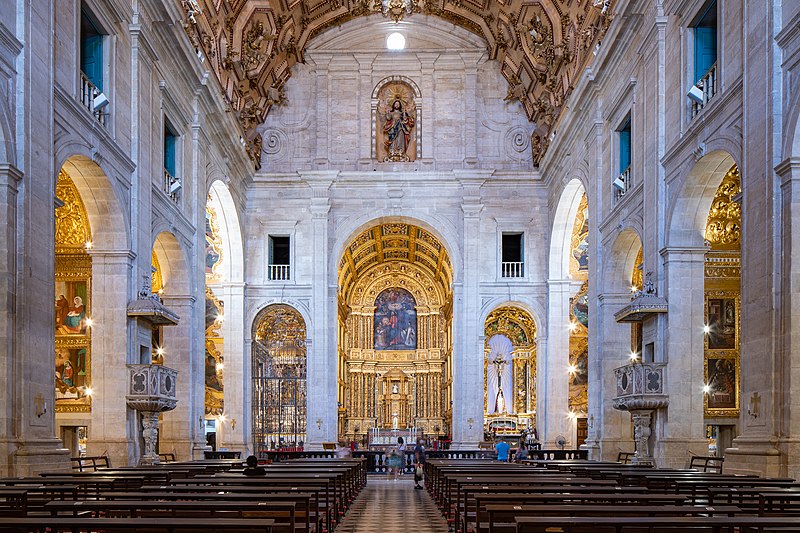 File:Catedral Basílica de Salvador Nave 2021-6674.jpg