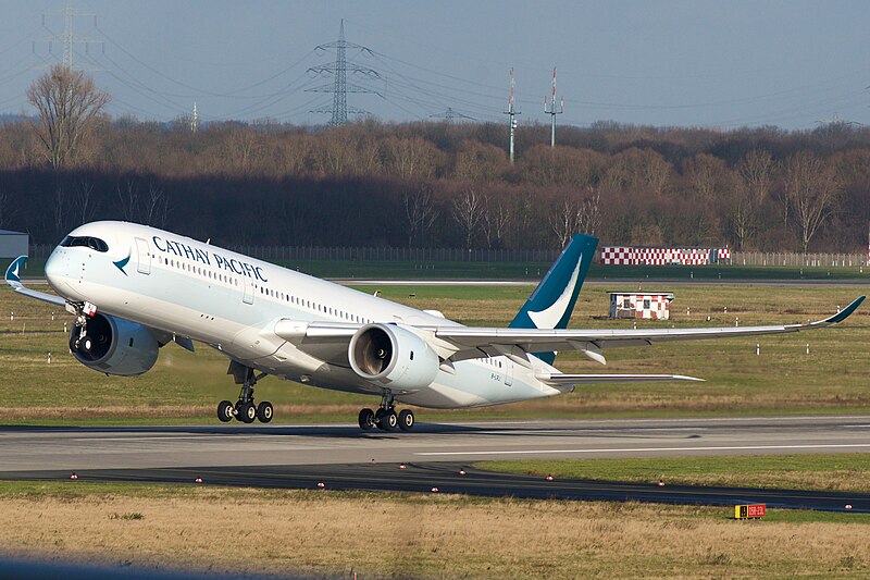 File:Cathay Pacific A350-900 (B-LRJ) @ DUS, Dec 2017.jpg