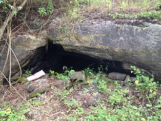 cave entrance Cave2-entrance.jpg