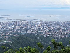 Cebu downtown, capitol view from Tops Lookout (Cebu City; 09-06-2022).jpg