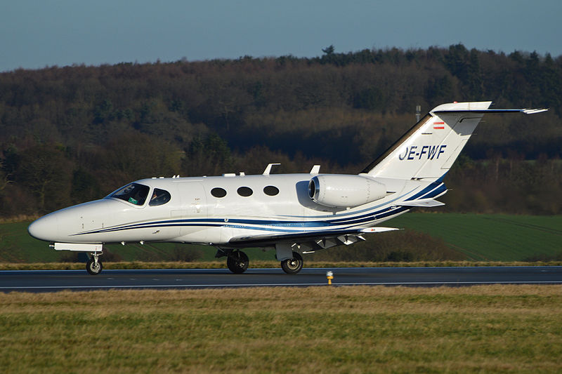 File:Cessna 510 Citation Mustang 'OE-FWF' (12161901705).jpg