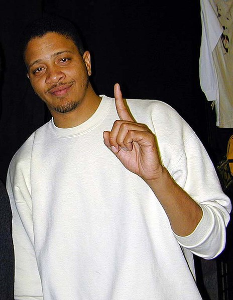 File:Chali2na.jpg