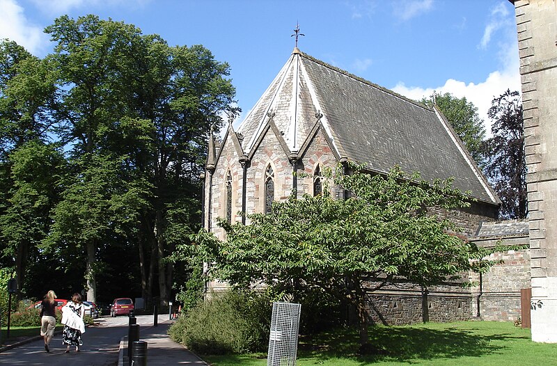 File:Chapel of The Cathedral School, Llandaff, Cardiff, Wales.jpg