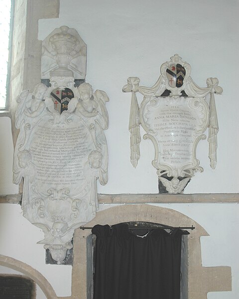 File:ChurchHanborough SSPeter&Paul Chancel MonumentsDenison.JPG