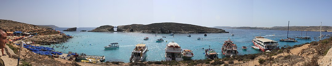 Cominotto and the Blue Lagoon