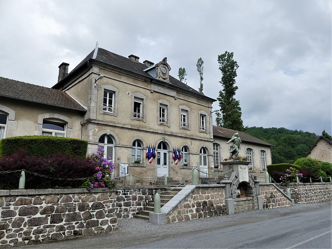 File:Croze mairie.jpg