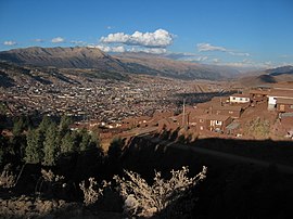 Cusco Peru 2003 panorama.jpg