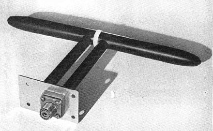 The dipole antenna of a radar altimeter of 1947.