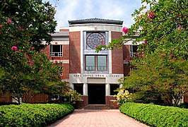 Earl Gregg Swem Library at The College of William & Mary in Virginia.