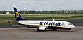 EI-DLH Ryanair Boeing 737-8AS (28407779285).jpg
