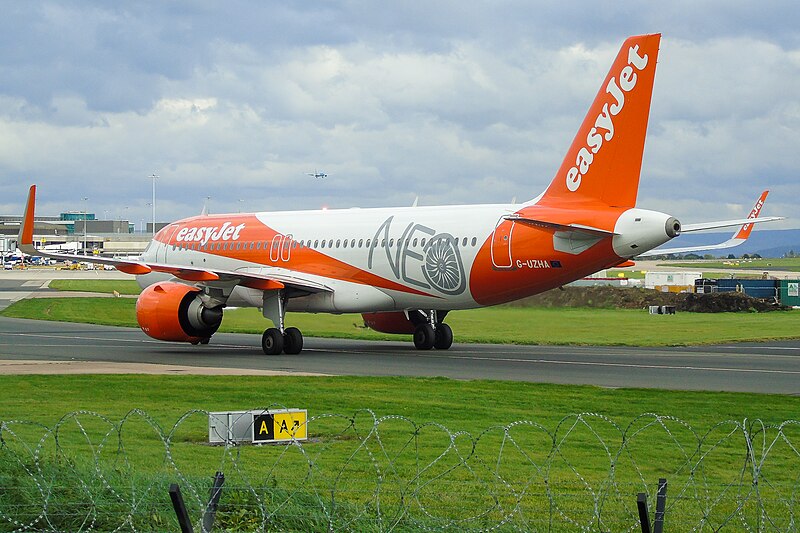 File:EasyJet A320neo at MAN.jpg