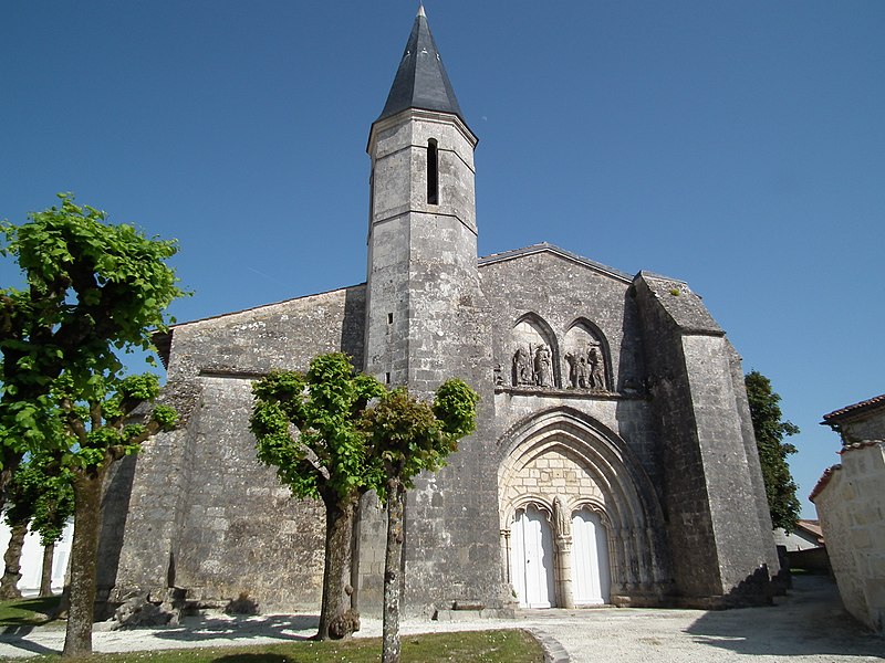 File:Eglise de Grézac (2).JPG