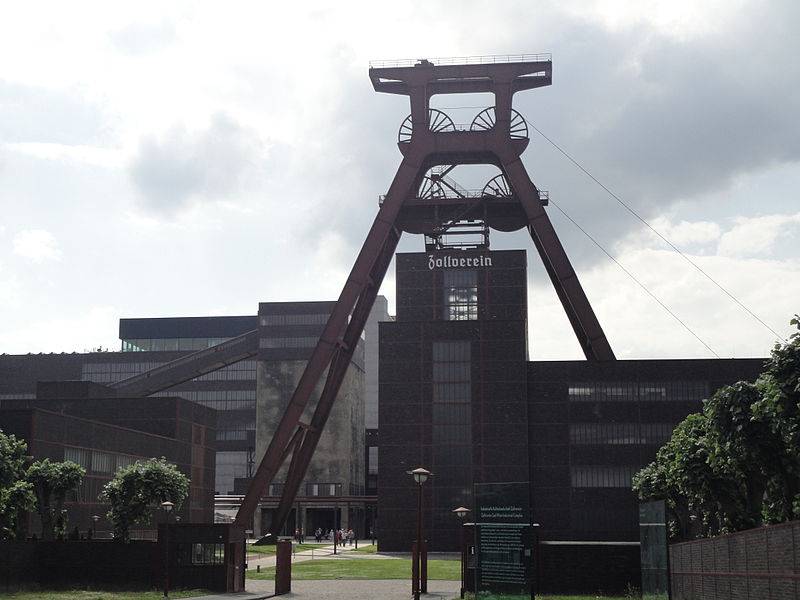 File:Essen, Zeche Zollverein.JPG