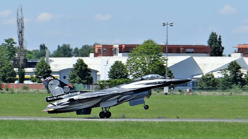 File:F16 Belgian Air Force at Paris Air Show, June 2019 (6).jpg