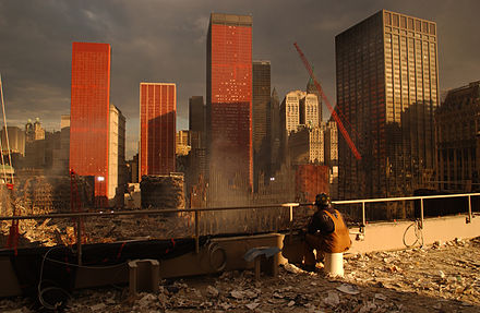 7 декабря 2001 год. Всемирный торговый центр 2001. Всемирный торговый центр 11 сентября 2001. Нью-Йорк до 2001.