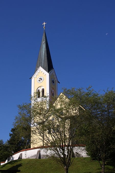 Fahlenbach Pfarrkirche St. Martin Ost