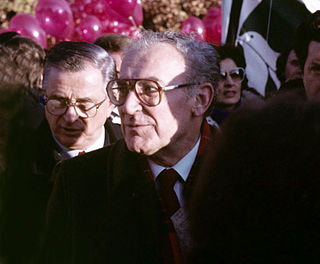 Gustavo Selva Italian journalist, writer and politician (1926–2015)