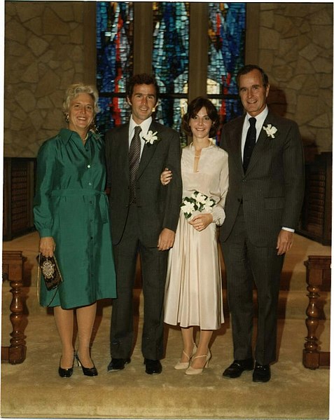 File:George W. Bush and Laura Bush at Their Wedding with George H. W. Bush and Barbara Bush.jpg