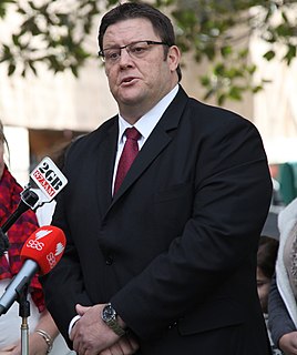 <span class="mw-page-title-main">Glenn Lazarus</span> Australian rugby league footballer and coach, and politician