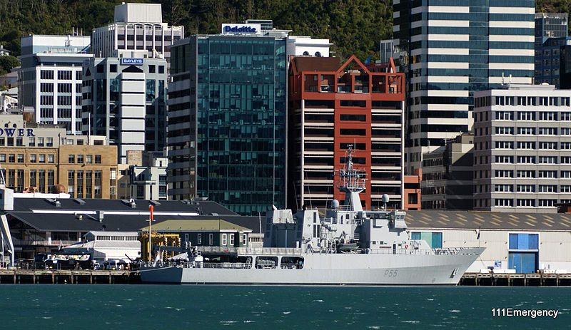 File:HMNZS Wellington on its first visit to Wellington - Flickr - 111 Emergency (45).jpg