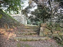 Hamada castle sannomaru ishigaki1.JPG