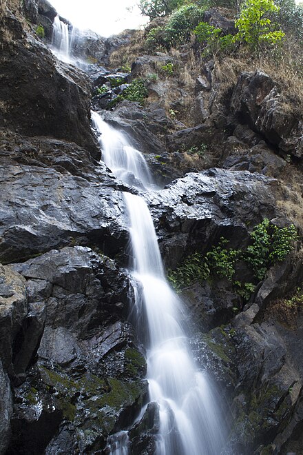 Irupu-falls.jpg