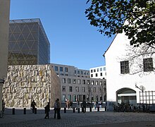 St. Jakobsplatz Judisches Zentrum am Jakobsplatz mit Synagoge und Judischem Gemeindezentrum.jpg