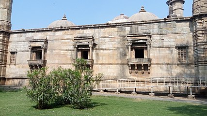 Jami masjid Jarukha.jpg