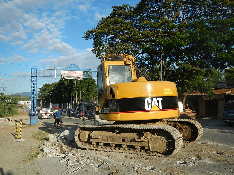 File:Jf8207Caterpillar Minuyan Barangay San Jose del Monte Bulacanfvf 03.JPG