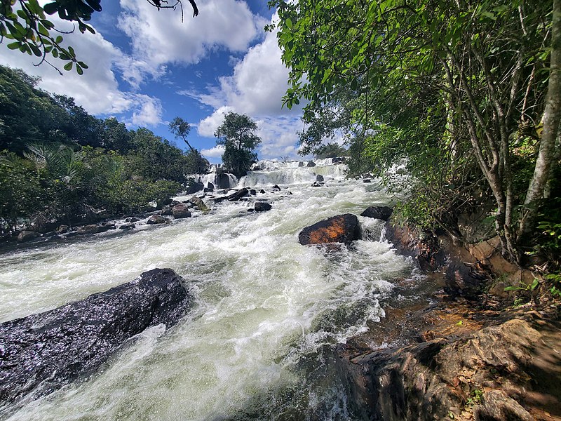 File:Kaela falls Northern Zambia.jpg